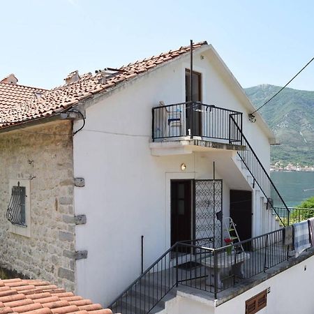 Mansarda Apartment Kotor Zewnętrze zdjęcie