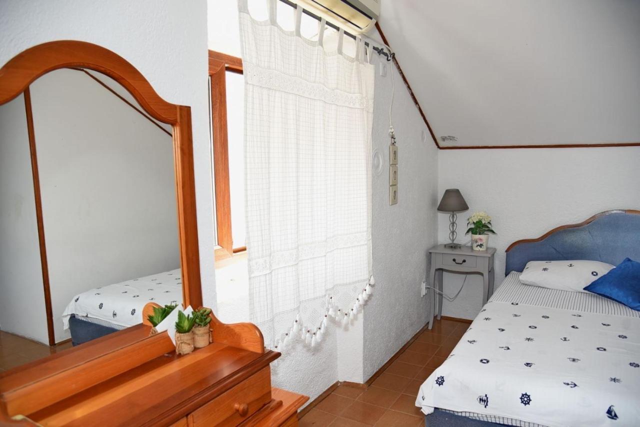 Mansarda Apartment Kotor Zewnętrze zdjęcie